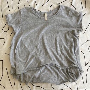 Flowy, Breathable, Hi-low Top